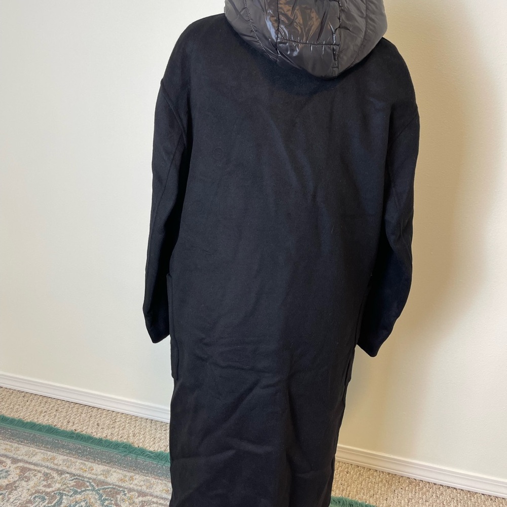 Zara Elegant Black Hooded Coat - Picture 3 of 5